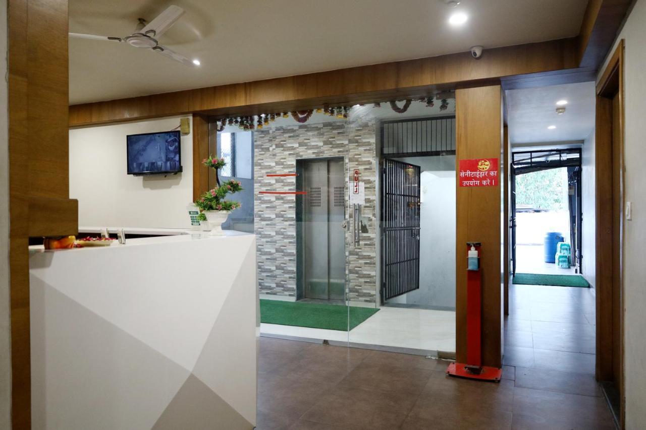 Hotel Madhav Villa Ahmedabad Exterior photo